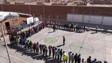 Internos del penal de Uyuni forman largas filas para Votar