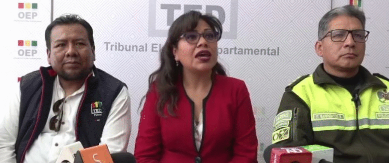 Las autoridades instan a la población a acudir a las urnas y evitar las filas de última hora.