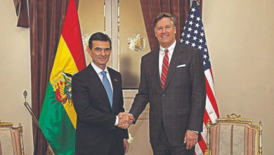 EE.UU. envía 4 misiones en 70 días y amplía diálogo con Bolivia