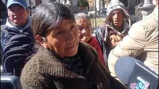 Vendedoras de verduras bloquean la Alcaldía por asentamientos