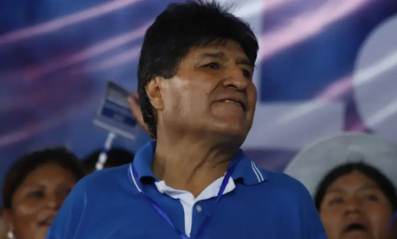 Evo insiste en sostener bloqueos y destaca la resistencia