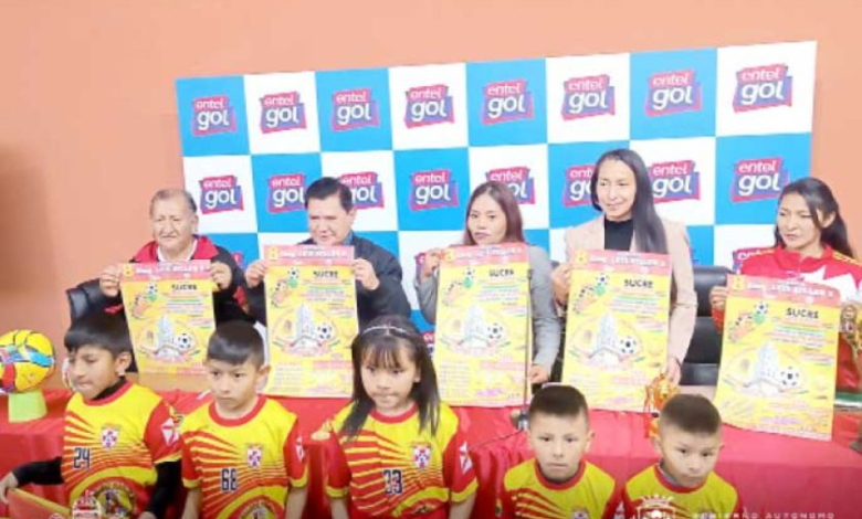 Lanzan el VIII Torneo Nacional de Fútbol "Campanas de Libertad"