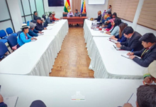 Coordinan proyectos viales y productivos para Chayanta