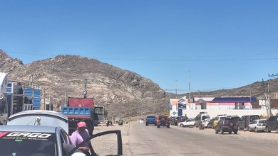 Transportistas levantan bloqueo en Betanzos por gasolina