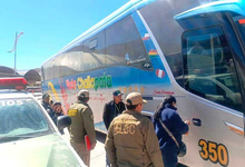 Hallan a un joven sin vida dentro de un bus en la Terminal