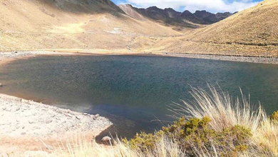 Denuncian tráfico ilegal de agua de Kari Kari para uso minero
