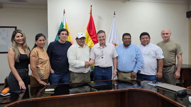 Transportistas de Santa Cruz descartan paro y mantienen diálogo con el Gobierno