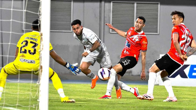 Nacional Potosí busca frenar al líder Bolívar este domingo