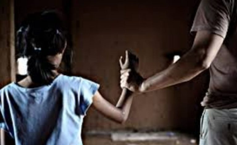 Hallan en Tupiza a niña de 10 años con signos de abuso.
